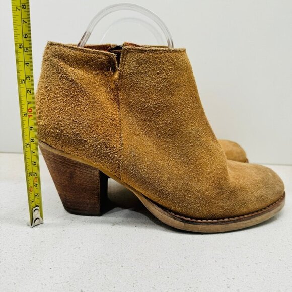 Steve Madden Resolv Suede Leather Booties Ankle Boots Camel Tan Stacked Heel 9 - Picture 2 of 15